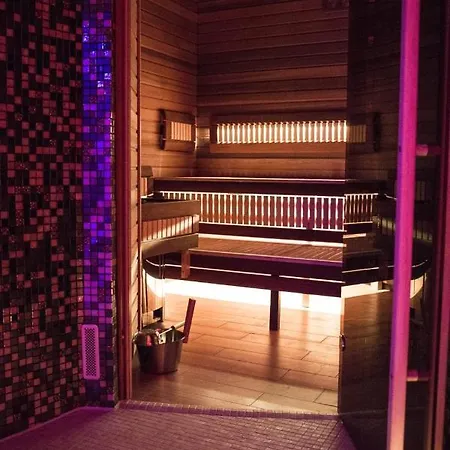 דירה & Rosa איסטבנה