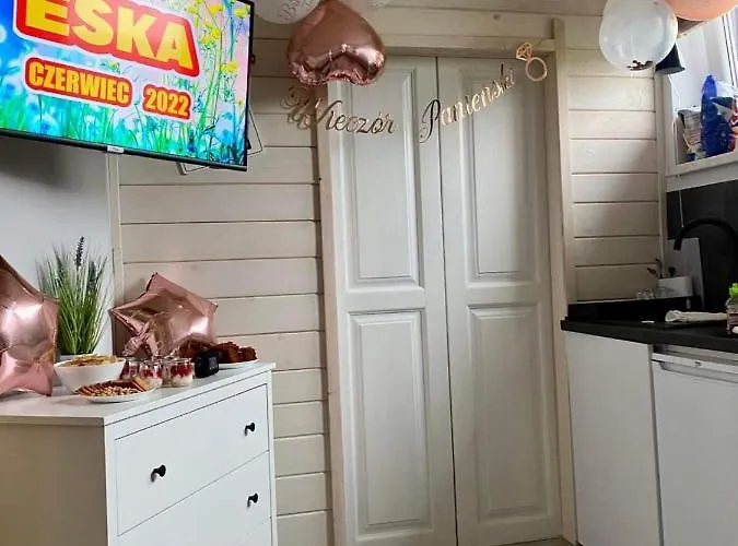 & Rosa Daire Istebna